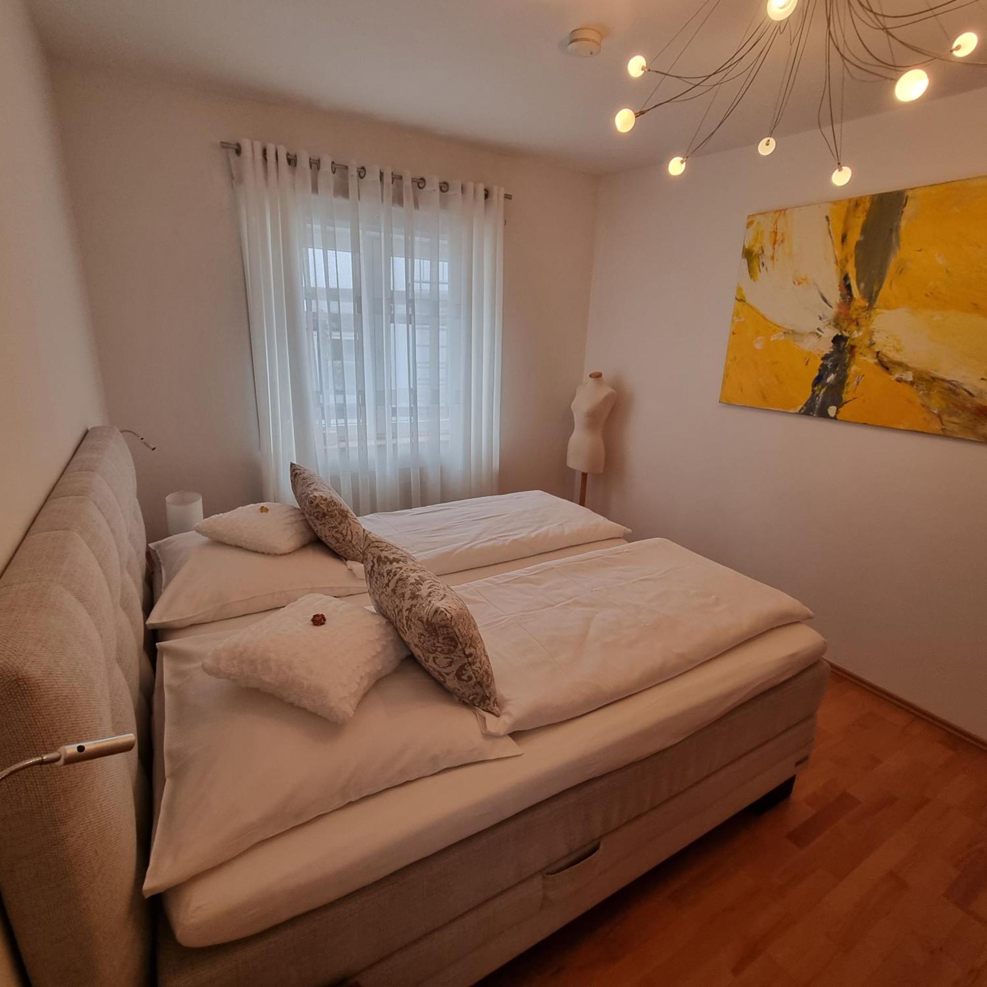 Ferienwohnung Janus Altstadt-Hameln Haus 2 Inklusive Parkplatz - Mit Und Ohne Terrasse Oder Loggia Hamelín Exterior foto