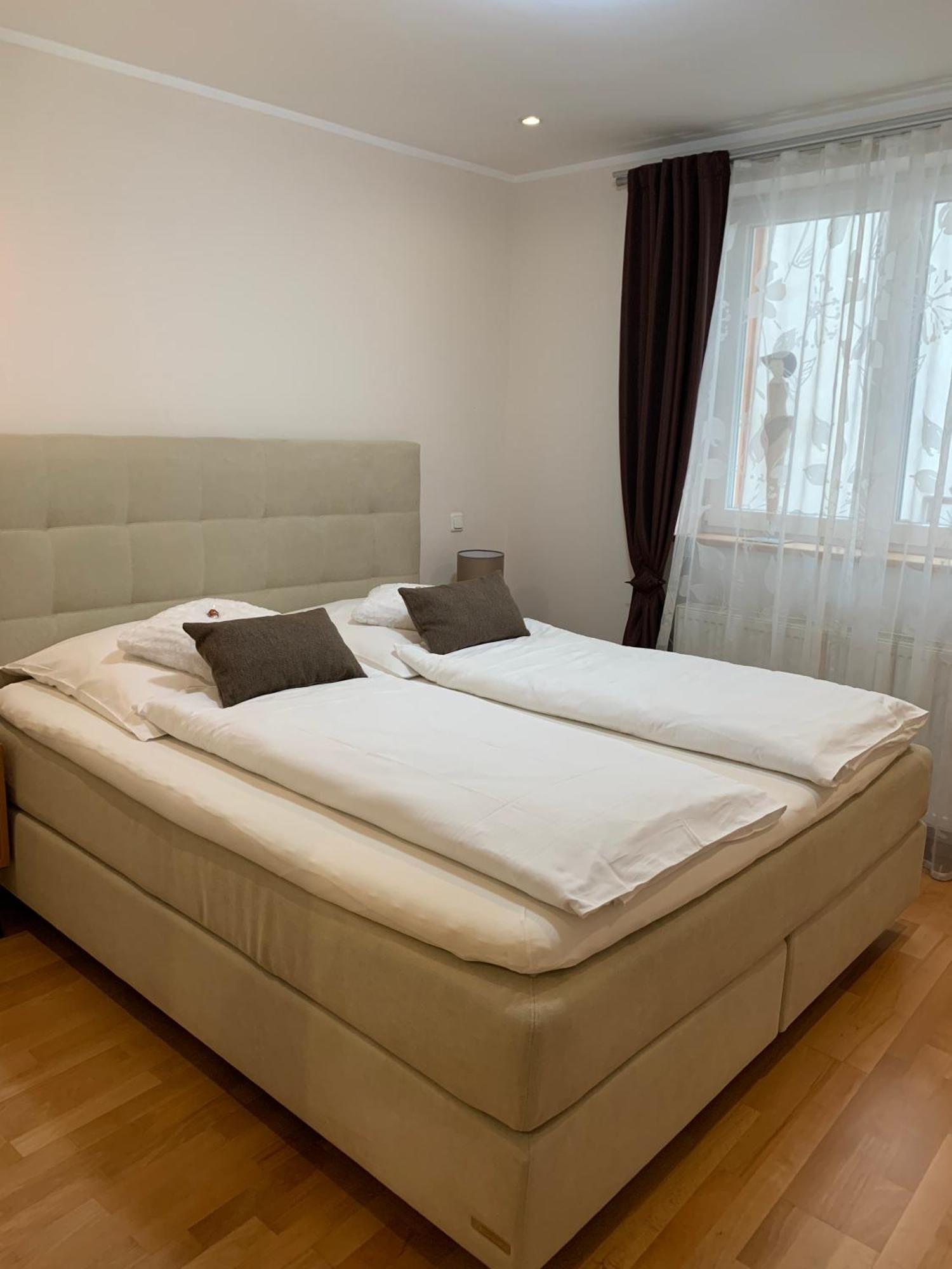 Ferienwohnung Janus Altstadt-Hameln Haus 2 Inklusive Parkplatz - Mit Und Ohne Terrasse Oder Loggia Hamelín Exterior foto