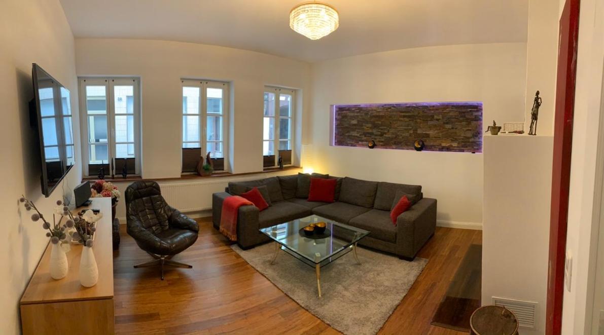 Ferienwohnung Janus Altstadt-Hameln Haus 2 Inklusive Parkplatz - Mit Und Ohne Terrasse Oder Loggia Hamelín Exterior foto