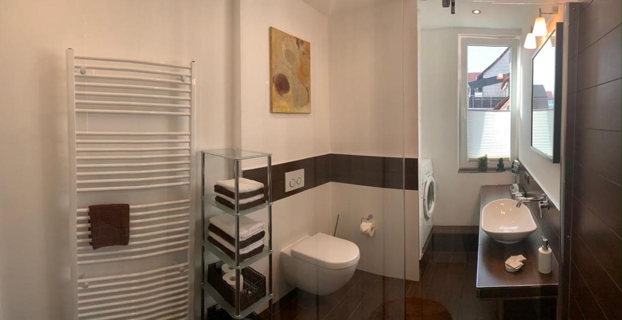 Ferienwohnung Janus Altstadt-Hameln Haus 2 Inklusive Parkplatz - Mit Und Ohne Terrasse Oder Loggia Hamelín Exterior foto